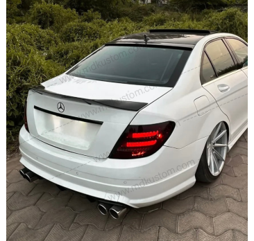 ALERON MERCEDES W204 SEDAN COLA DE PATO